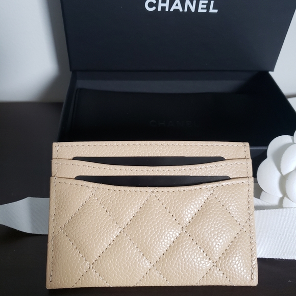 Chanel Beige Clair Classic Cardholder - Picture 6 of 14